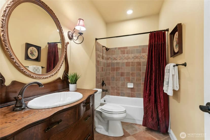 Property photo for 2 201st Avenue Ne, Snohomish photo 25