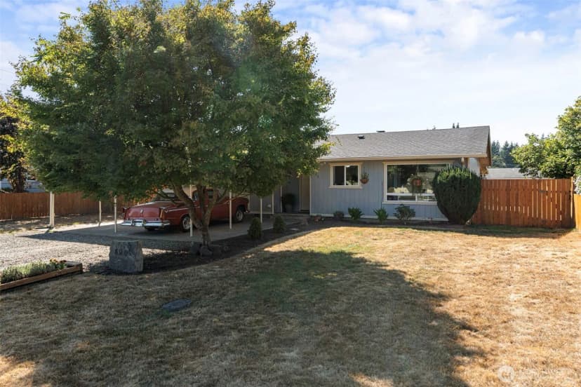 Property photo for 809 4th Avenue Ne, Chehalis