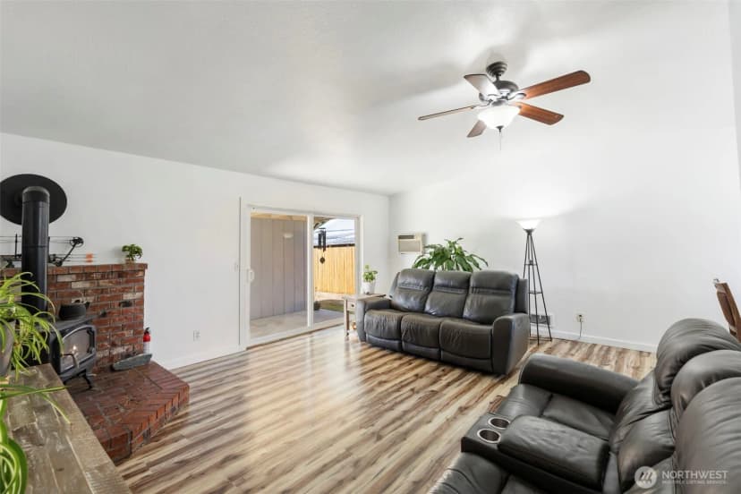 Property photo for 809 4th Avenue Ne, Chehalis photo 6