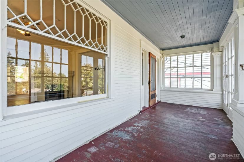 Property photo for 927 Jersey Street, Bellingham photo 17