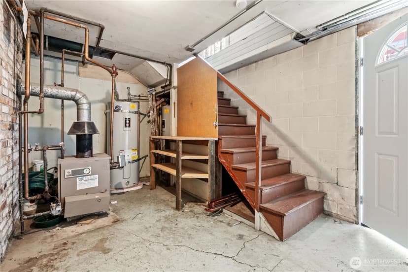 Property photo for 927 Jersey Street, Bellingham photo 12
