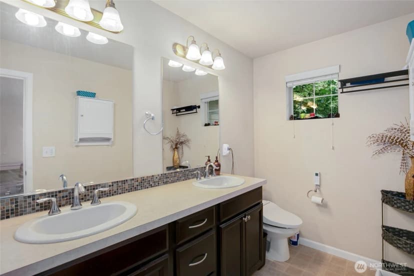 Property photo for 3235 15th Way Se, Olympia photo 17