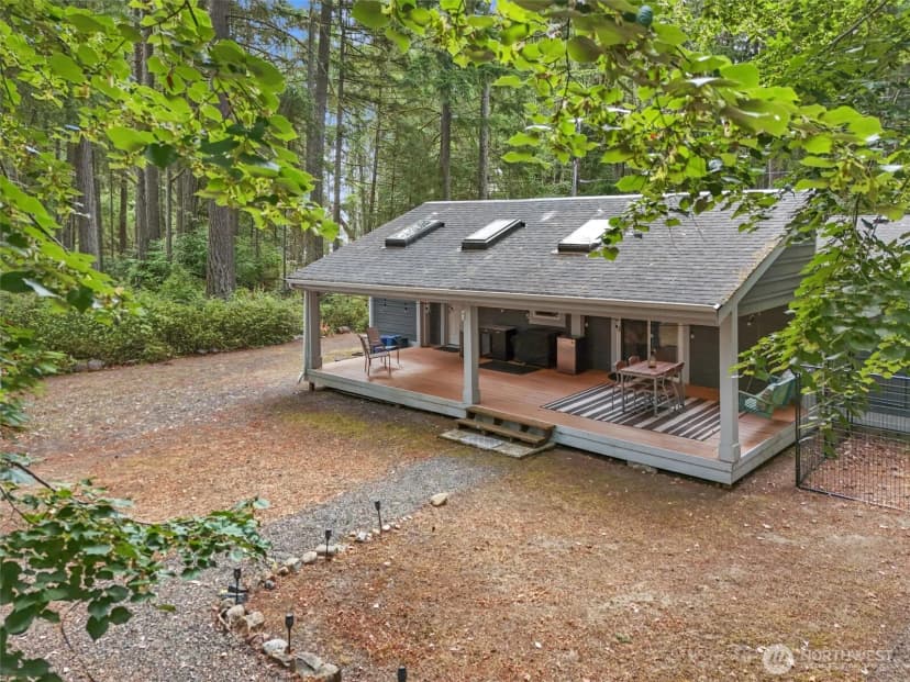 Property photo for 10517 Matthews Way, Anderson Island photo 5