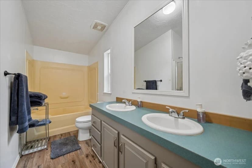 Property photo for 10517 Matthews Way, Anderson Island photo 28
