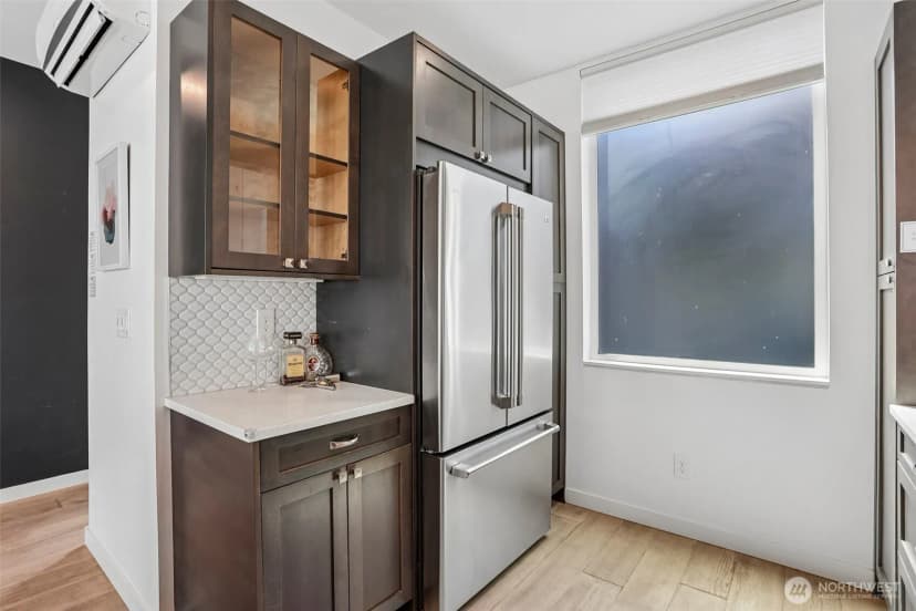 Property photo for 1926 Ferry Avenue Sw, Seattle photo 11