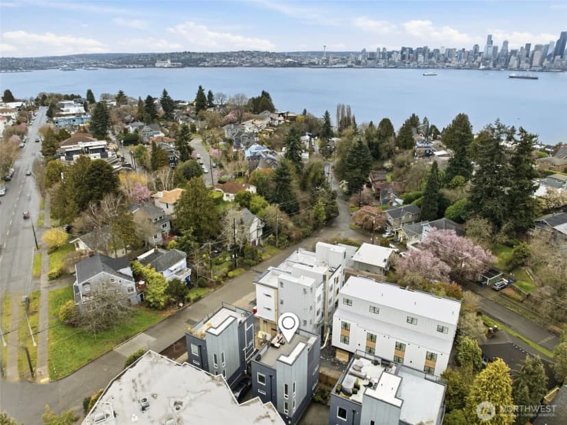 Property photo for 1926 Ferry Avenue Sw, Seattle photo 38