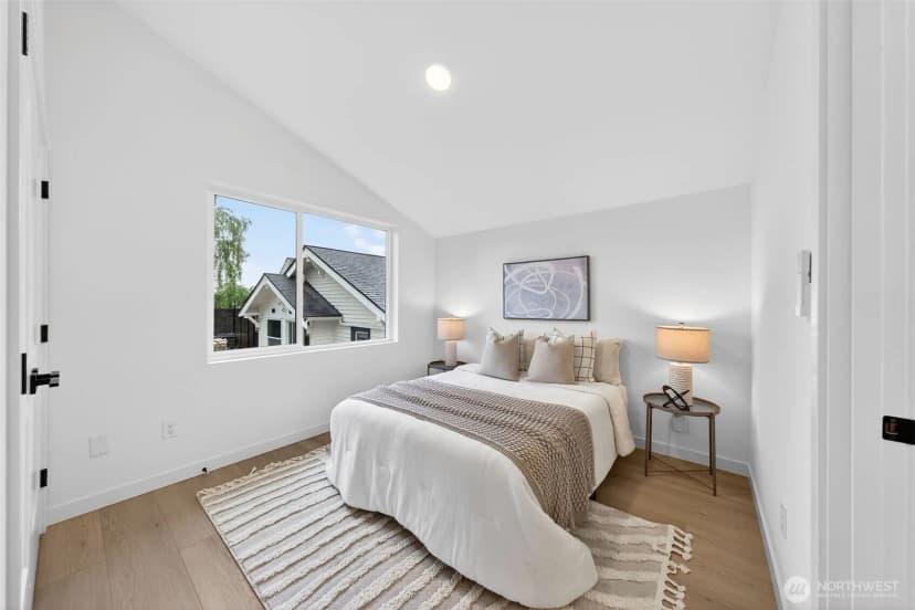 Property photo for 8510 15th Avenue Ne, Seattle photo 18