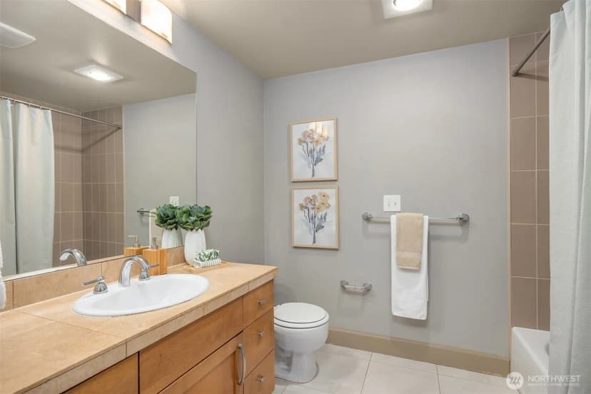 Property photo for 1880 25th Avenue Ne #210, Issaquah photo 13