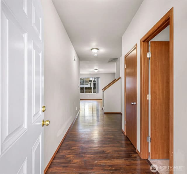 Property photo for 908 138th Place Sw, Everett photo 2
