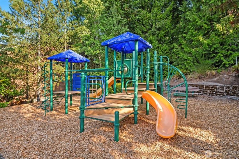 Property photo for 20233 Ne 124th Street #89, Bothell photo 31