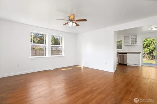 Property photo for 904 Sapp Place, Sedro Woolley photo 3