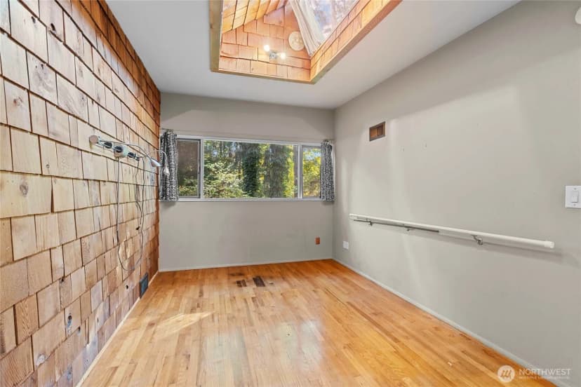 Property photo for 12117 Se 26th Street, Bellevue photo 10