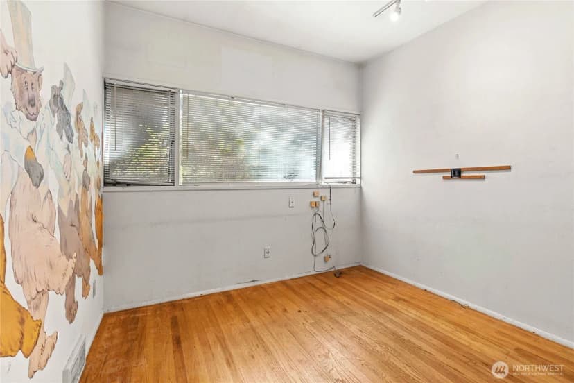 Property photo for 12117 Se 26th Street, Bellevue photo 12