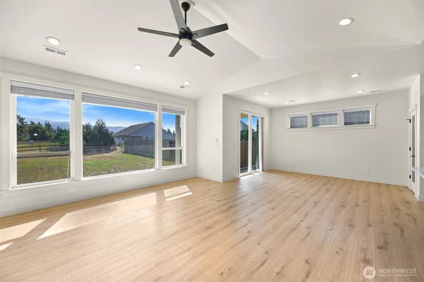 Property photo for 1112 Night Hawk Way, Everson photo 19