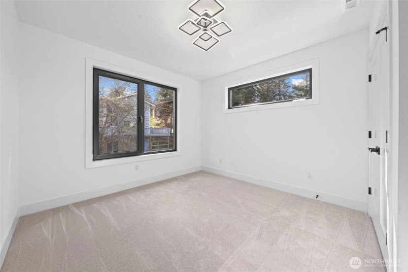 Property photo for 16036 Se 44th Court, Bellevue photo 27