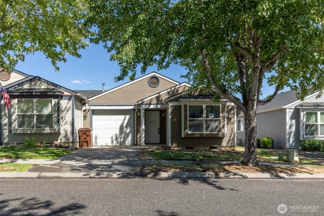 Property photo for 105 Peach Tree Lane #1, Yakima photo 3