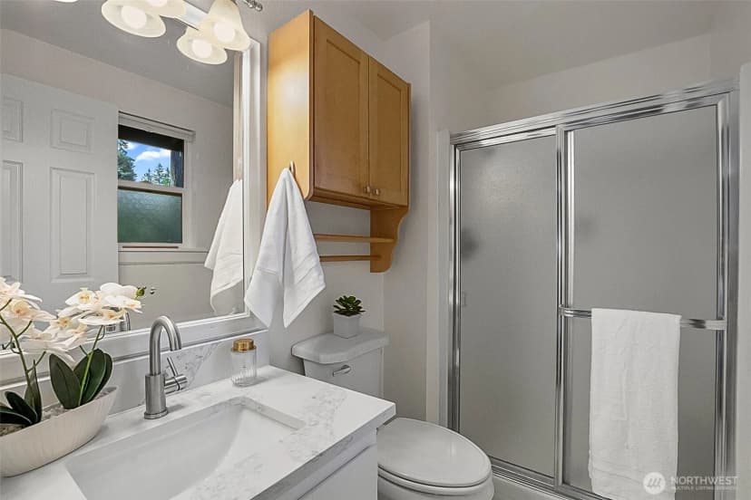 Property photo for 10716 127th Avenue Ne, Kirkland photo 24