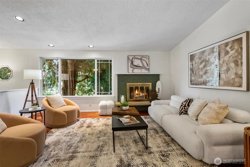 Property photo for 10716 127th Avenue Ne, Kirkland photo 10