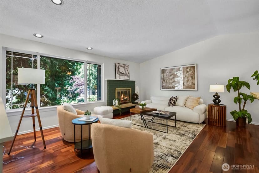 Property photo for 10716 127th Avenue Ne, Kirkland photo 6