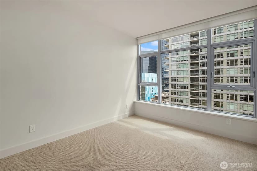 Property photo for 583 Battery St #2208n, Seattle photo 18
