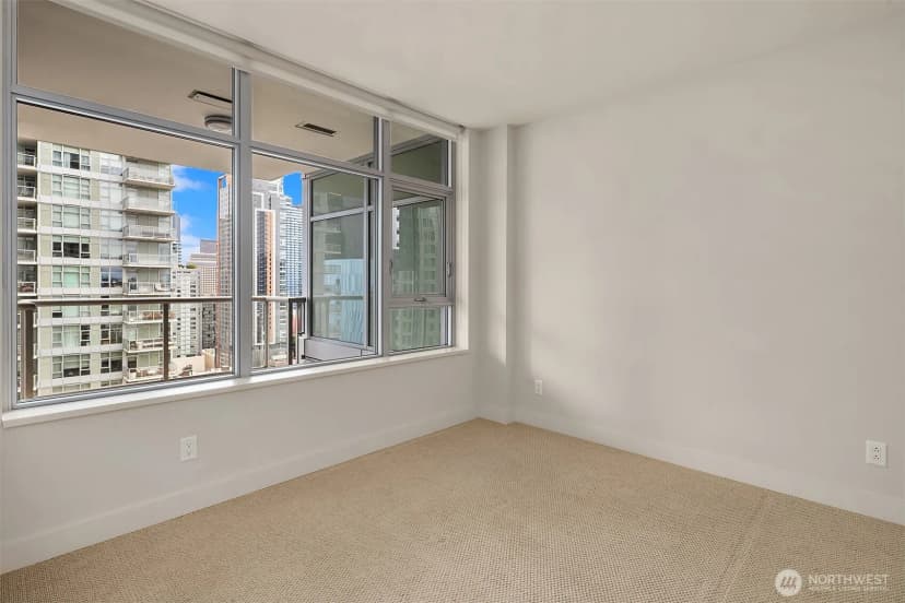 Property photo for 583 Battery St #2208n, Seattle photo 15