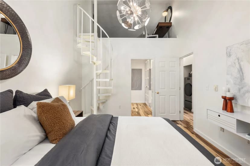 Property photo for 524 6th Avenue W #407, Seattle photo 18