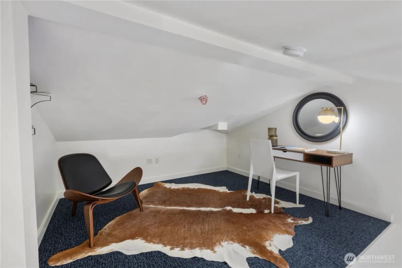 Property photo for 524 6th Avenue W #407, Seattle photo 19