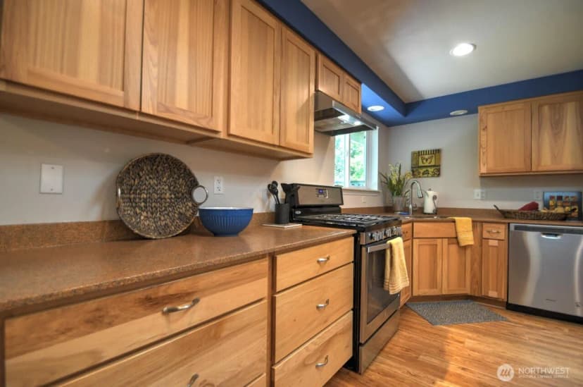 Property photo for 1112 Henry Street Se, Olympia photo 11