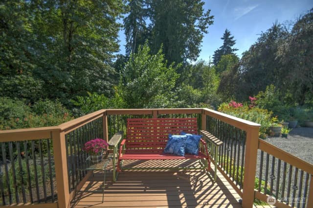 Property photo for 1112 Henry Street Se, Olympia photo 3