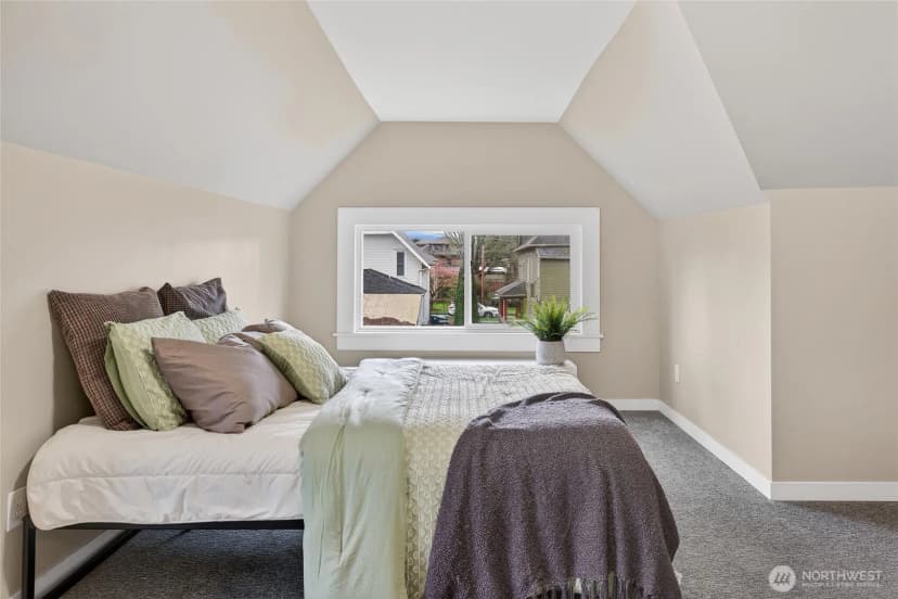 Property photo for 1800 J Street, Bellingham photo 19