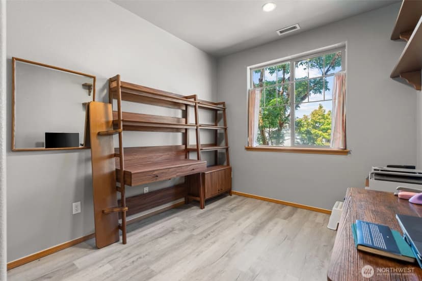 Property photo for 8325 Bainbridge Loop Ne, Lacey photo 6