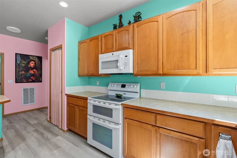Property photo for 8325 Bainbridge Loop Ne, Lacey photo 14