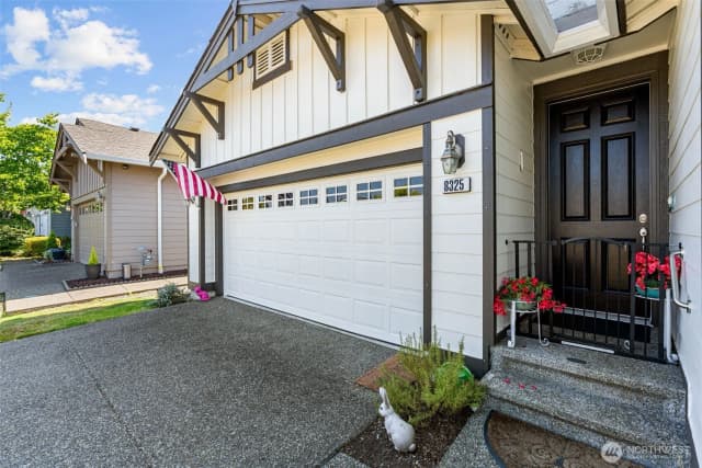 Property photo for 8325 Bainbridge Loop Ne, Lacey photo 4