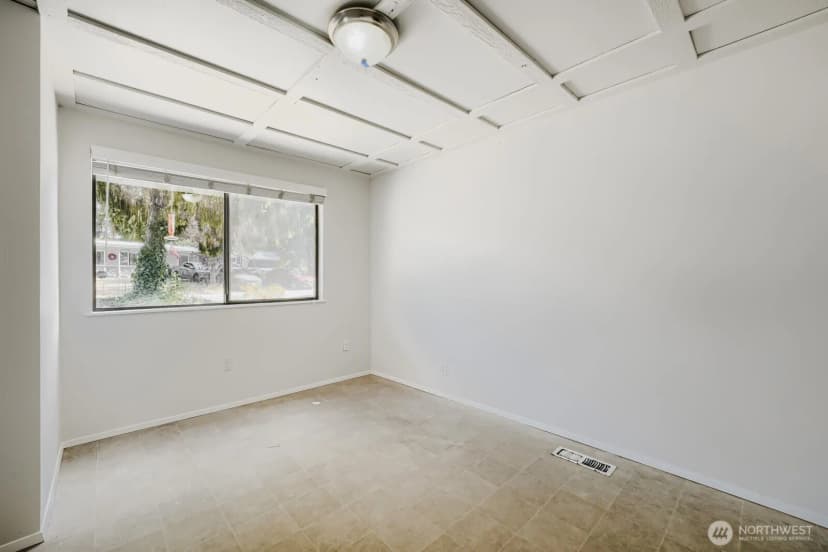 Property photo for 31349 13th Avenue S, Federal Way photo 6