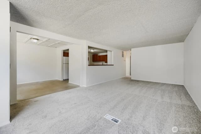 Property photo for 31349 13th Avenue S, Federal Way photo 3