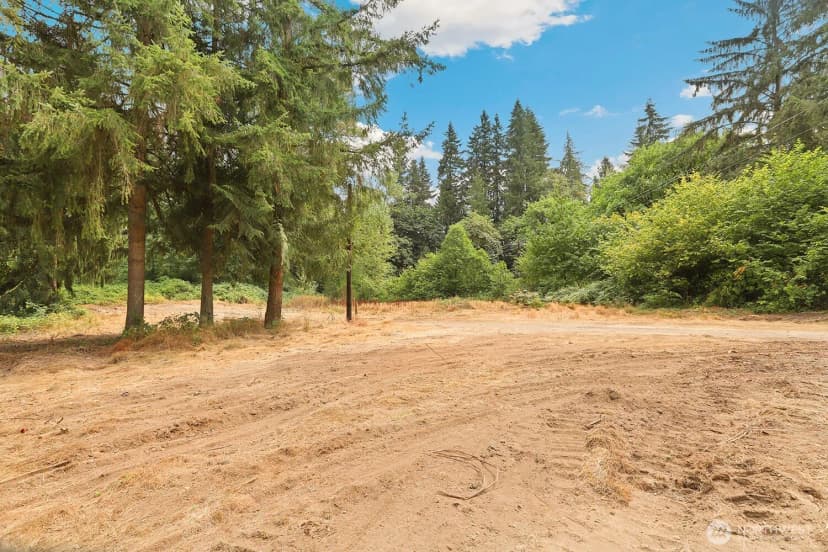 Property photo for 10101 Elliott Road, Snohomish photo 11