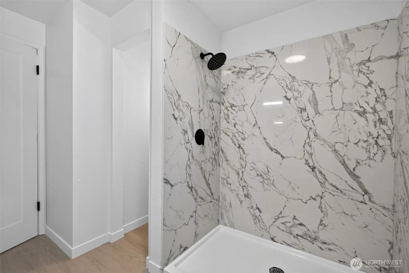 Property photo for 33907 23rd Avenue Sw, Federal Way photo 16