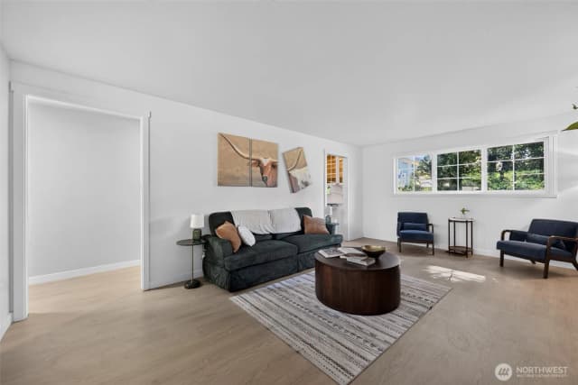 Property photo for 33907 23rd Avenue Sw, Federal Way photo 4