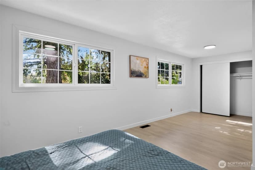 Property photo for 33907 23rd Avenue Sw, Federal Way photo 12