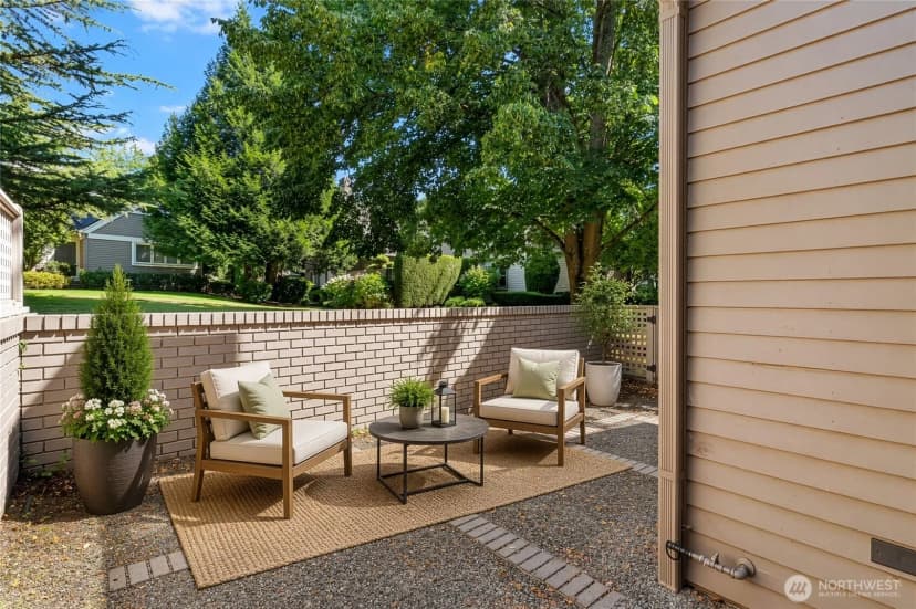 Property photo for 1748 Bellevue Way Ne #1, Bellevue photo 26
