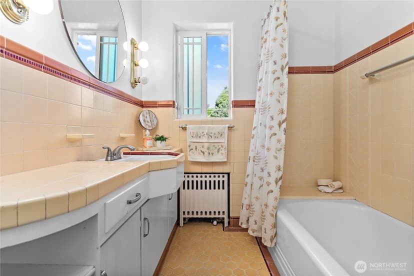 Property photo for 2716 Cornwall Avenue, Bellingham photo 13