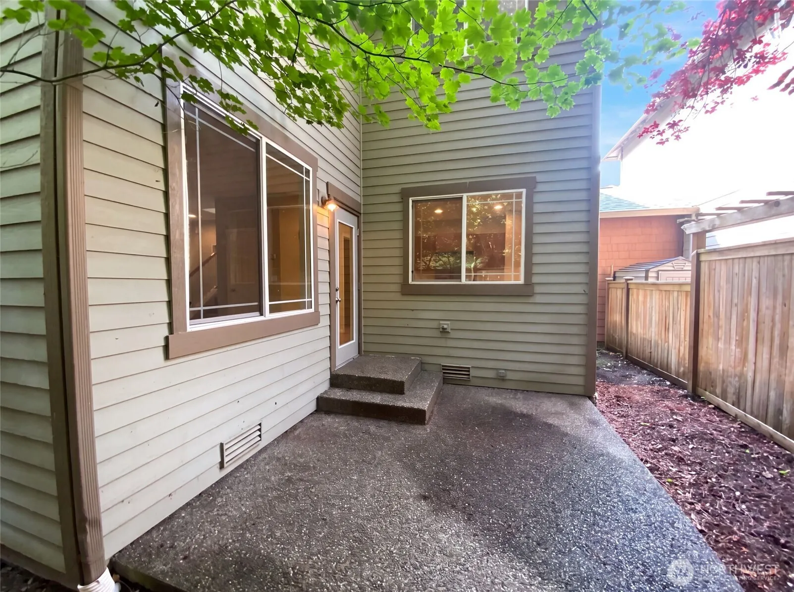 Property photo for 10769 221st Lane Ne, Redmond photo 18