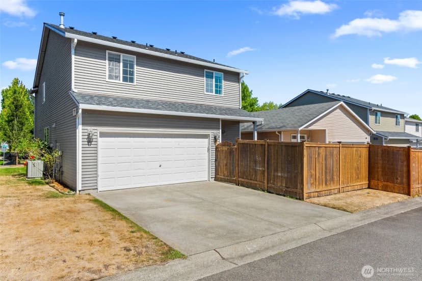 Property photo for 8419 15th Avenue Se, Olympia photo 34