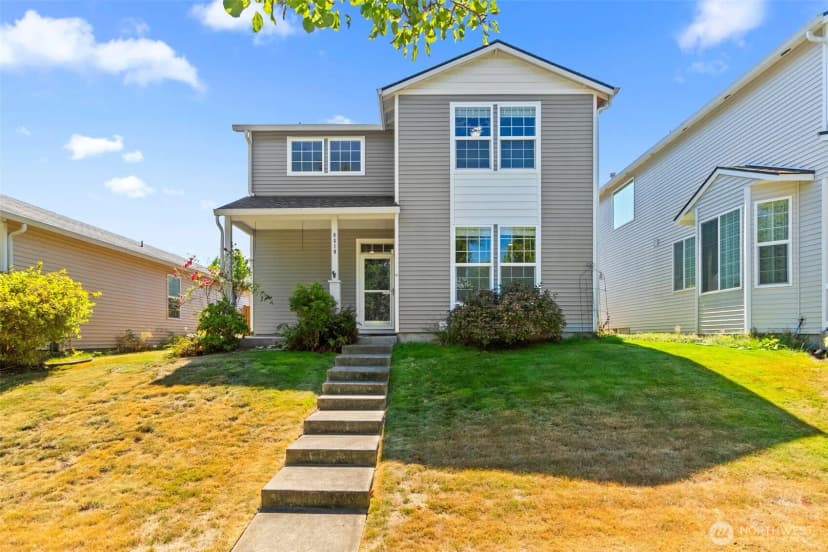 Property photo for 8419 15th Avenue Se, Olympia photo 3