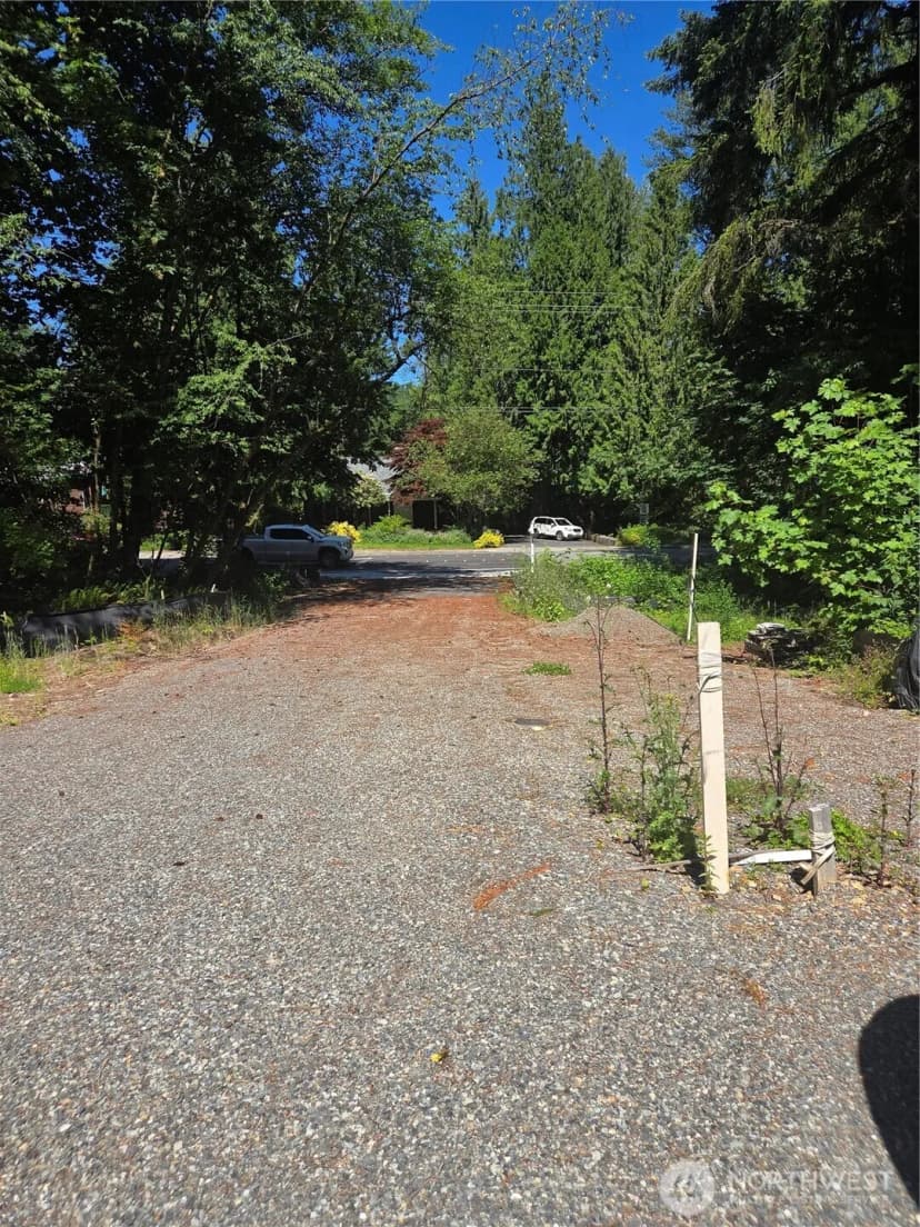 Property photo for 885 Front Street S, Issaquah photo 11