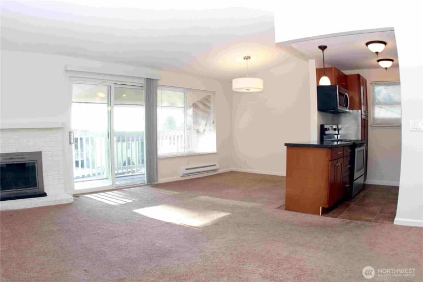 Property photo for 10016 Ne 117th Court, Kirkland photo 6