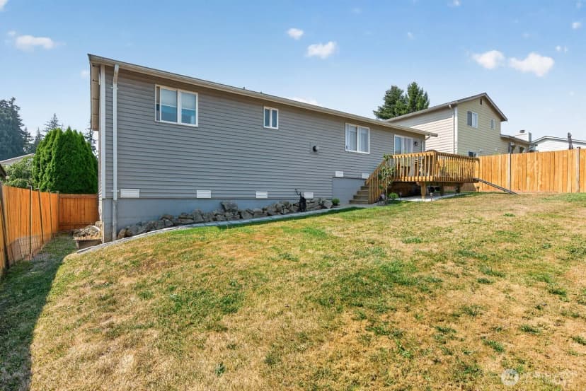 Property photo for 27215 Manor Place Nw, Stanwood photo 22