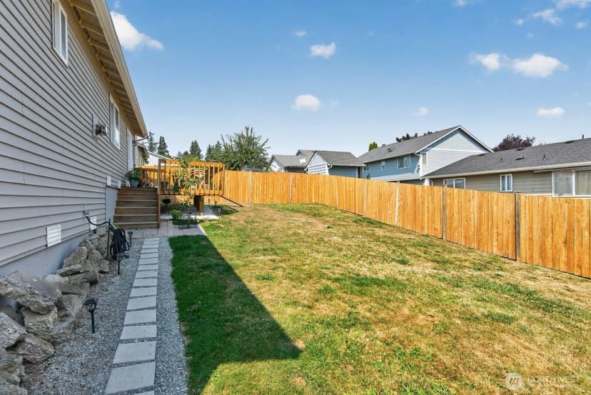 Property photo for 27215 Manor Place Nw, Stanwood photo 24