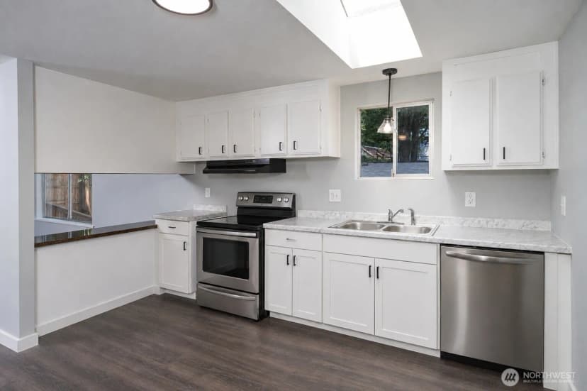 Property photo for 1420 Steele Creek, Bremerton photo 3