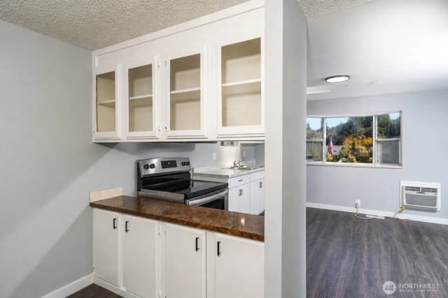 Property photo for 1420 Steele Creek, Bremerton photo 5